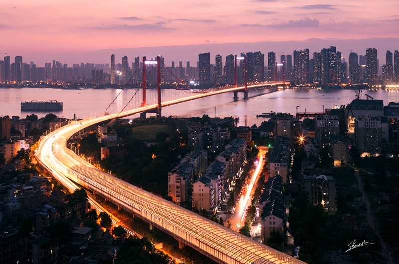 鹦鹉洲长江大桥