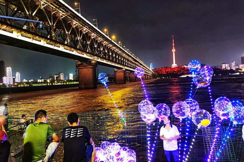 武汉越夜越精彩