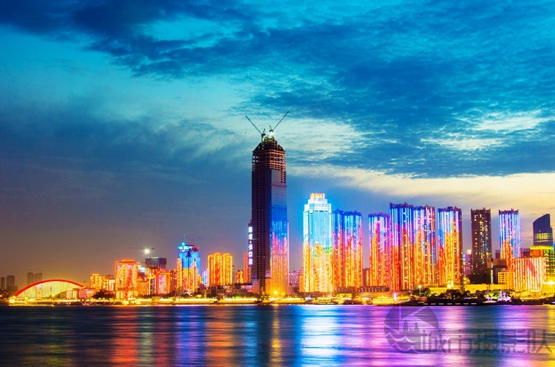 长江夜景灯光秀-江山气魄国风楚韵