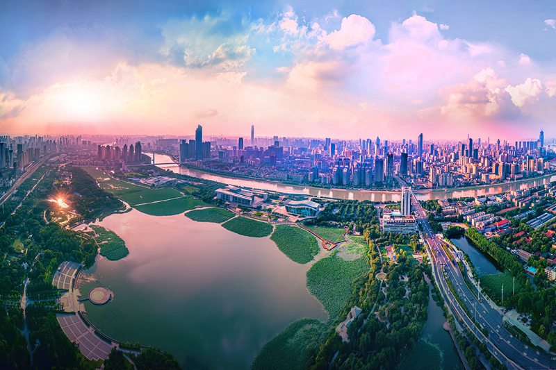 汉阳古琴台日落时高空环视