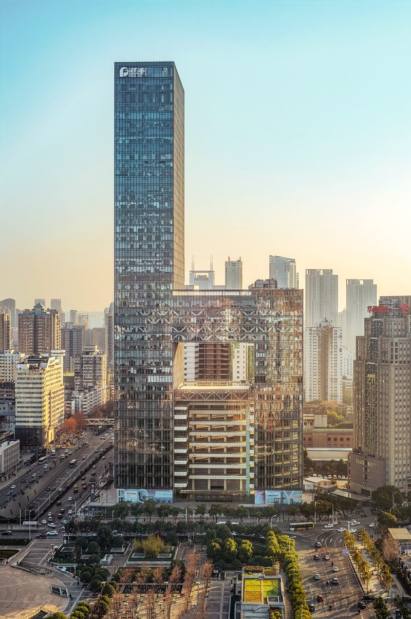 街景-拍摄于洪山广场