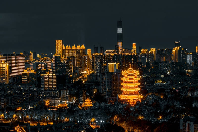 黄鹤楼-灯光璀璨的江城