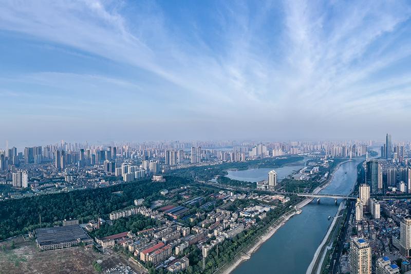汉江两岸