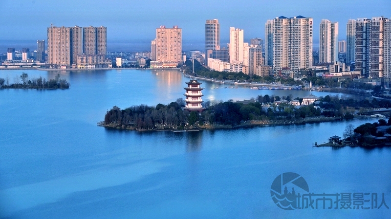 远眺嘉鱼县三湖连江水库