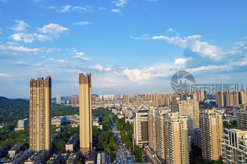 雨后珞瑜东路