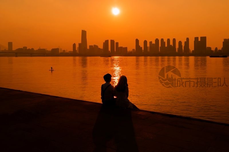 陪你一起看夕阳