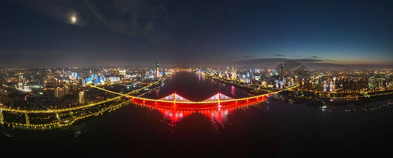 俯瞰夜武汉