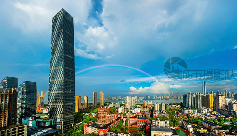 武汉天地风雨过后见彩虹