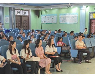 “红领经”对话红领巾！大学生党员理论宣讲团走进小学课堂