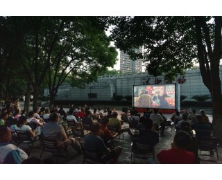 精选《峰爆》等优秀影片，“三大精神”公益电影展映活动在鄂开展
