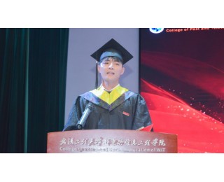 高考完去深圳送快递挣学费的他，大学毕业要去迪拜工作了