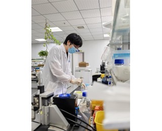 “生”力军·光谷生物城①|朱奇峰：在光谷实验室里，为生命检测“校准”精度