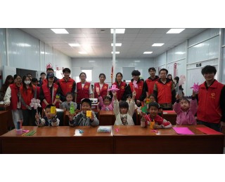 “新声洪亮”文明实践在行动⑥丨洪山青菱黄家湖社区：每月一见的约定，大学生与萌娃的“双向奔赴”