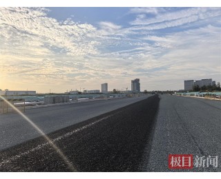 小米超级工厂关键进出要道具备通车条件