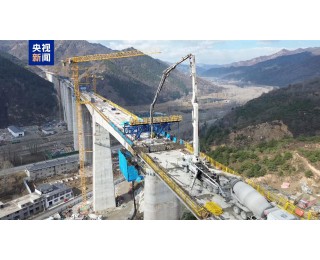 清水河特大桥顺利合龙 雄忻高铁建设迎关键性突破
