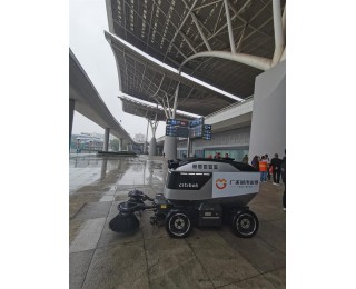 武汉火车站扫地机器人“上岗”，一天可保洁2万平方米