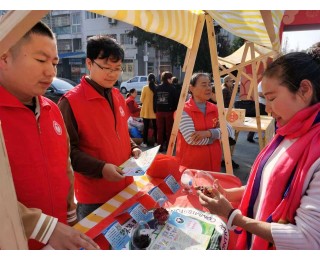 禁毒宣传融入邻里文化节，揭穿新型毒品的“华丽外衣”