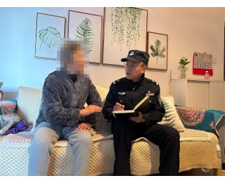 55岁片警“小王”上门宣传反诈知识，帮七旬奶奶打消三个顾虑