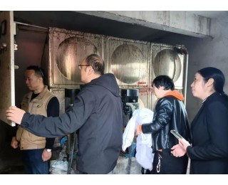 武汉梅隐寺社区：老小区停水居民愁，紧急抢修解民忧