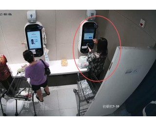 女子自助结账“薅羊毛”16次，“省”下近万元，已被武汉光谷警方刑拘！