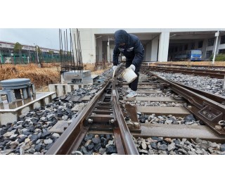 从清轨到暖车厢！武汉“网红”有轨电车全方位备战寒潮