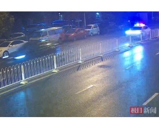 夜晚武汉街头，可疑轿车超车急刹、画龙逆行，警车追击拦下……现场画面曝光！