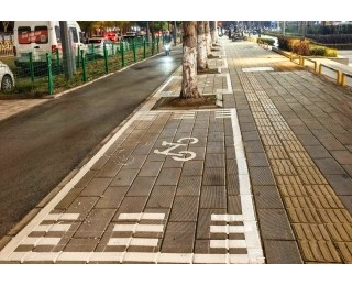 “微循环”打通“拥堵点”，东湖高新区佛祖岭街道多方联动治理商圈拥堵难题