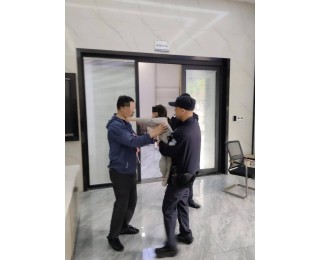 小小“探险家”公园走失，警民联手40分钟暖心寻回