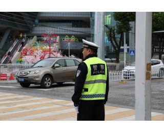 提前谋划，精心部署，聚焦重点，新洲公安全力筑牢五一安全防线